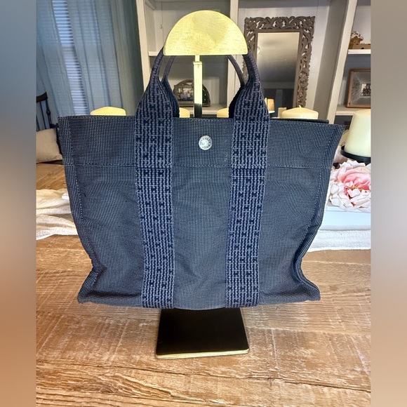 Hermes Tote Bag - Picture 2 of 14